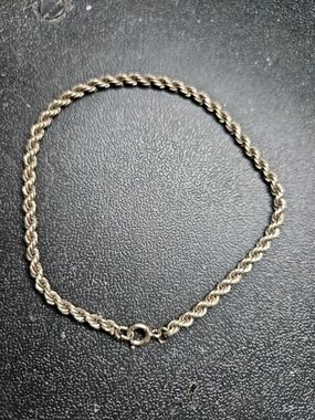 Vintage Sterling Silver Twisted Rope Bracelet 8"  Marked Sterling